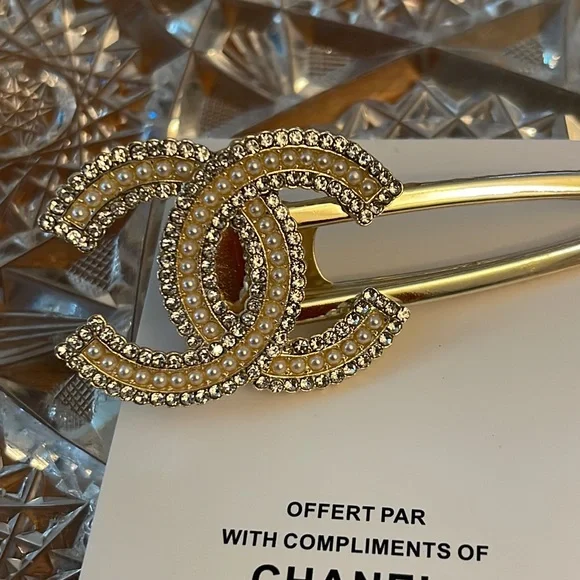 Gold/Pearl/Crystal Hair Clip - Picture 2 of 3